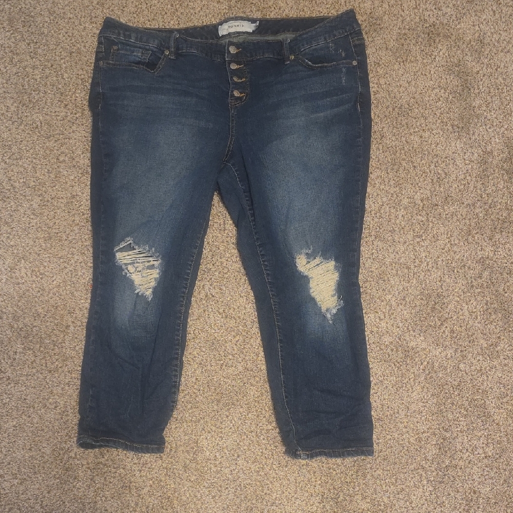 Torrid Capris